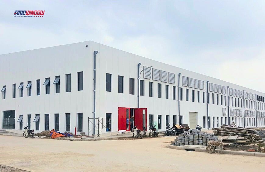 NHÀ MÁY SẢN XUẤT ĐỒ MAY MẶC CANIFA