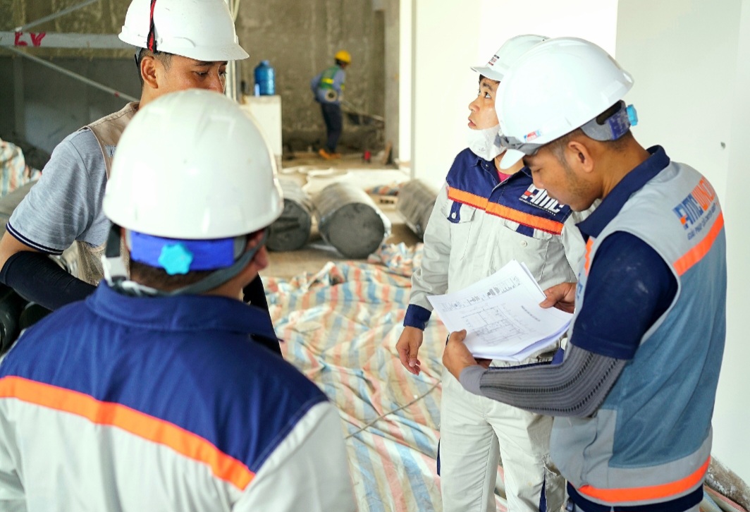 anh em nghiên cứu bản vẽ đưa ra phương án tối ưu