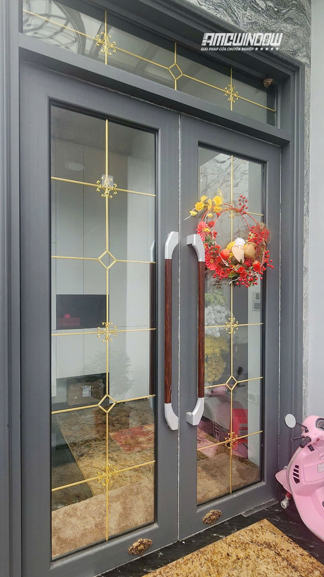 AMC WINDOW BÀN GIAO CÔNG TRÌNH NHÀ PHỐ TẠI BẮC NINH Cửa thủy lực khung nhôm ôm phào – chắc chắn, sang trọng